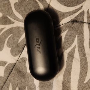 ZIZO VENTURE BLUETOOTH EARBUDS